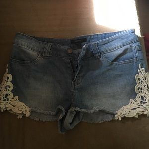 Forever 21 shorts with lace trim
