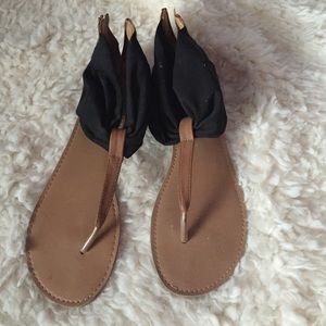 Black/Brown Zipper Thong Sandals