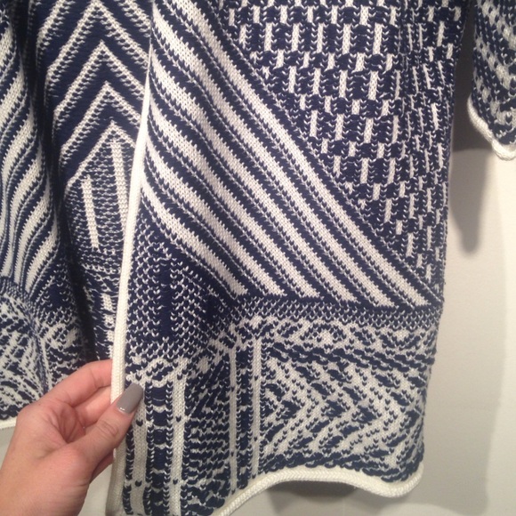 Aztec - Picture 2 of 2