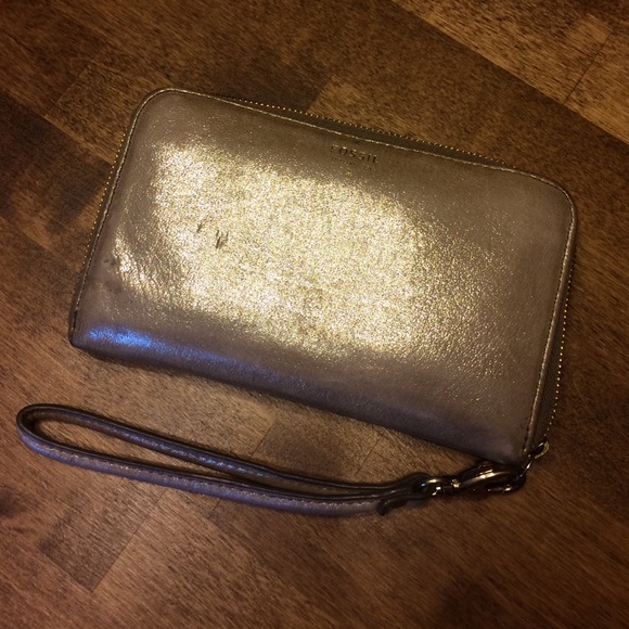 Fossil clutch/wallet