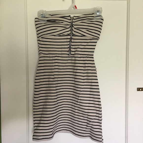 NWT Striped Strapless Bodycon Dress w/ Padding