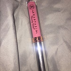 Anastasia liquid lipstick; Soft Lilac