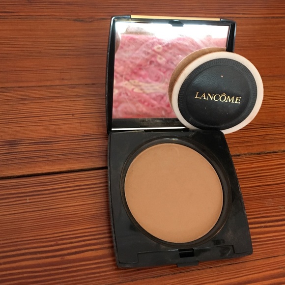 Multi-tasking powder and foundation in one