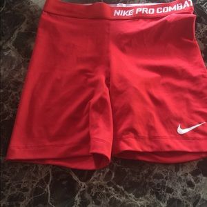 Nike pro combat adult medium excellent condition