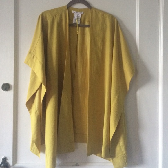 BCBG Kimono