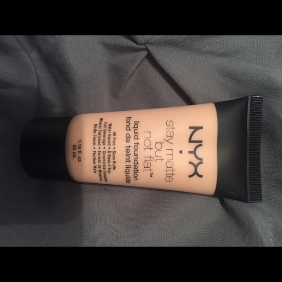 Used 3 times; not my shade