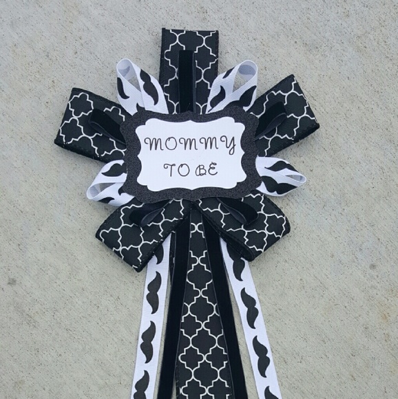Mommy corsage