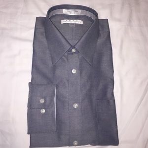 Enro Men's Dress Shirt (Non-Iron). NWOT!