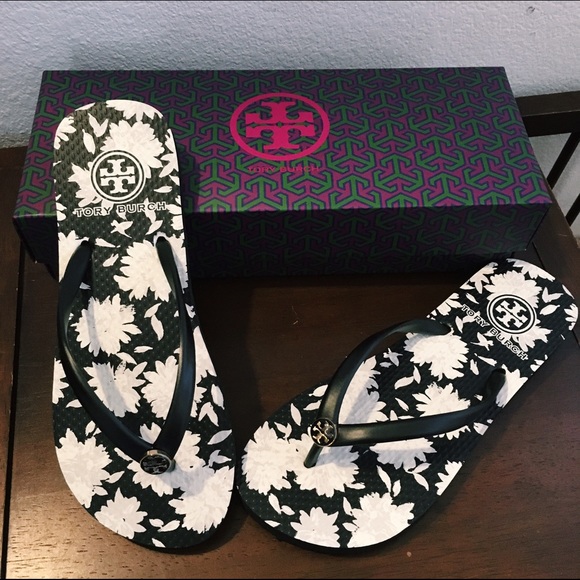 SOLD. TORY BURCH FLORAL FLIP FLOPS