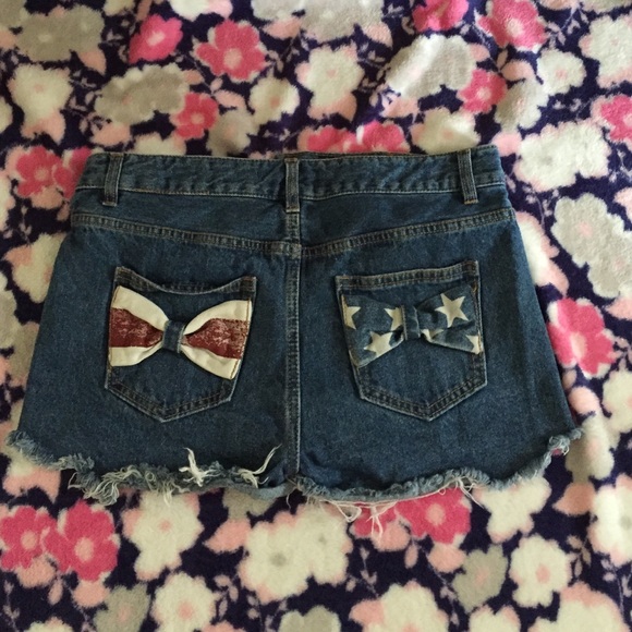 High wasted distressed jean shorts!
