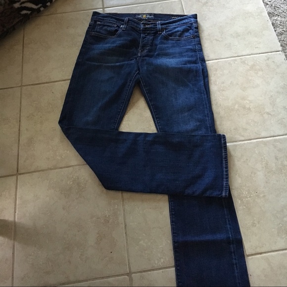 Jeans.  LUCKY 🍀 BRAND by AMERICA