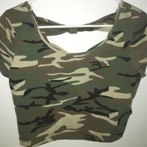 Camo cropped top