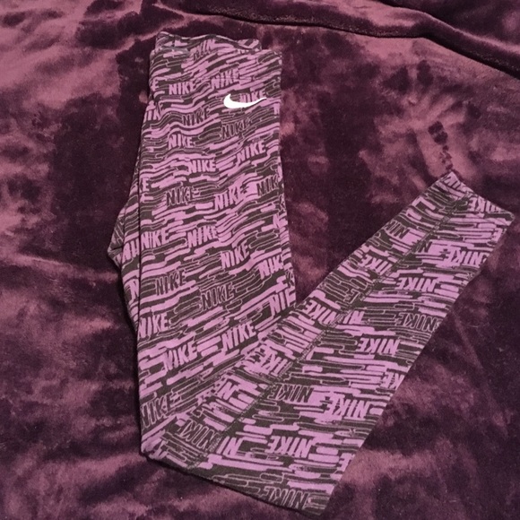 Nike leggings