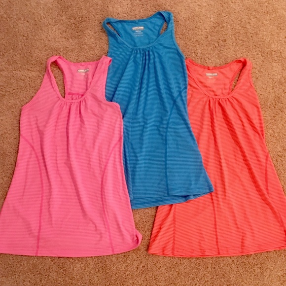 Racer back workout tanks