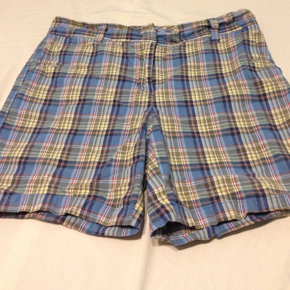Size 4 shorts by Nautica