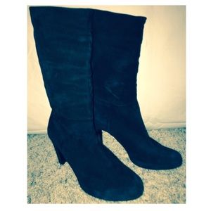 Roberto Del Carlo Black Suede Boots.