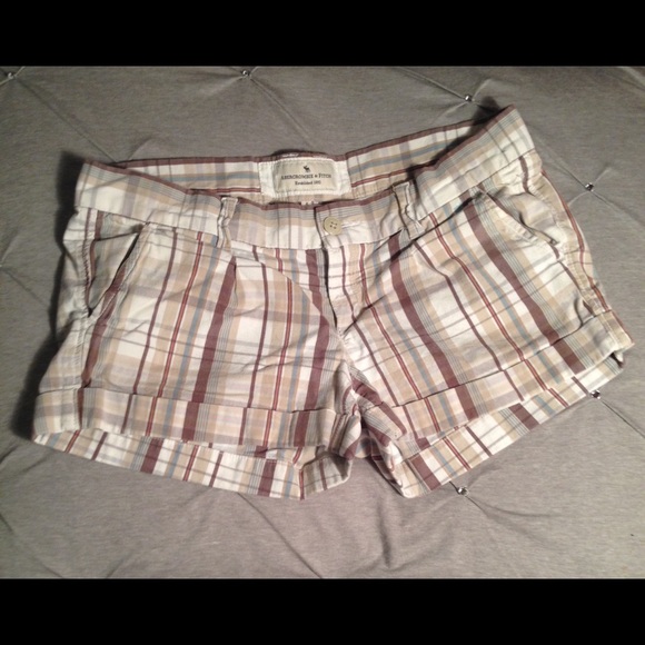 Abercrombie & Fitch shorts!
