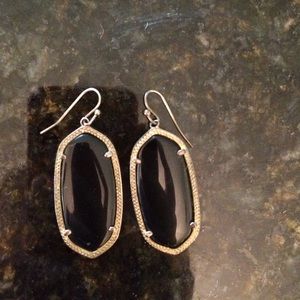 Kendra Scott Elle earrings