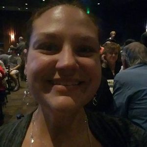 Meet your Posher, Sara-anne