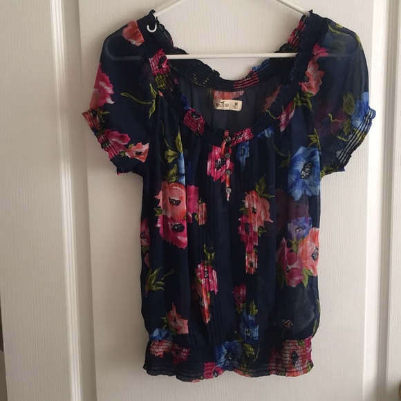Hollister flower chiffon tshirt