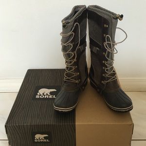 Sorely Boots Conquest Carly in Camo Brown/Pebble