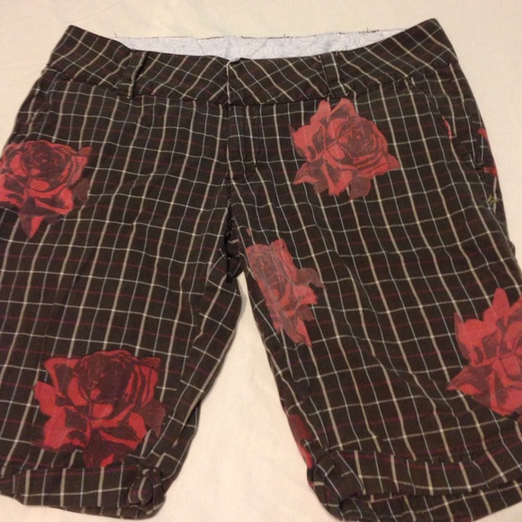 Hurley Pants - Size 7 brown with roses Hurley shorts