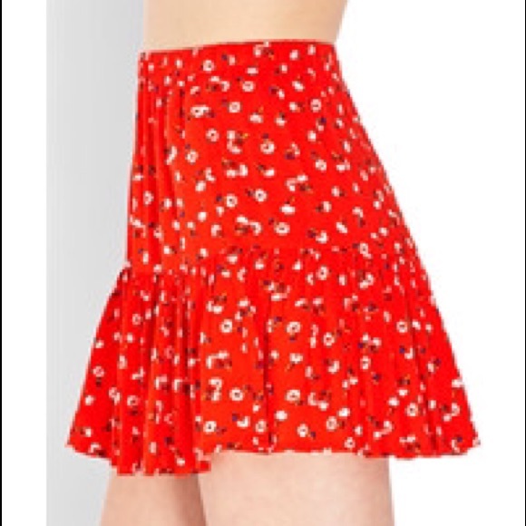 BNWT ditsy floral mini skirt