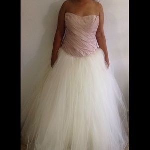 David's bridal Vera Wang Wedding/sweet 15,16 dress