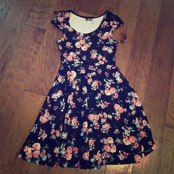 Vintage floral skate dress