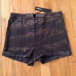 Gypsy 05 tie dye shorts