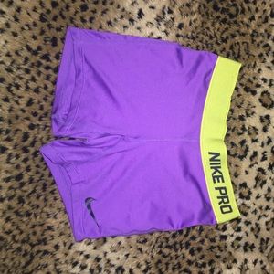 Nike Pro spanks