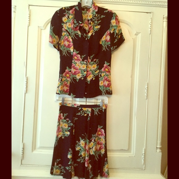 Betsey Johnson Dresses & Skirts - Vintage Betsey Johnson floral skirt and top set