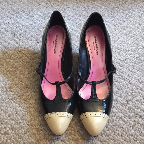 Black & white low t-strap Oxford/saddle heels
