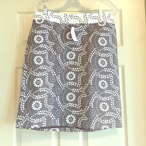 NWT Banana Republic Pencil Skirt