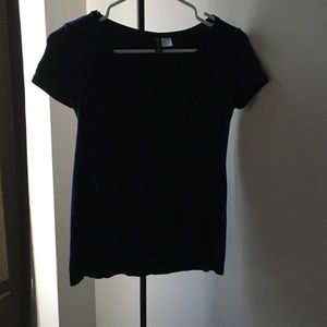 H&M tee navy blue size 10