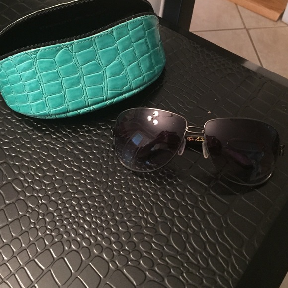 Kate Landry sunglasses
