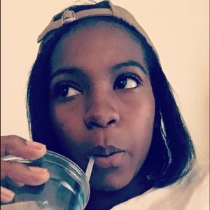 Meet your Posher, Samaria