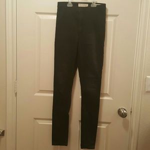 Bullhead uber high rise skinniest jeans