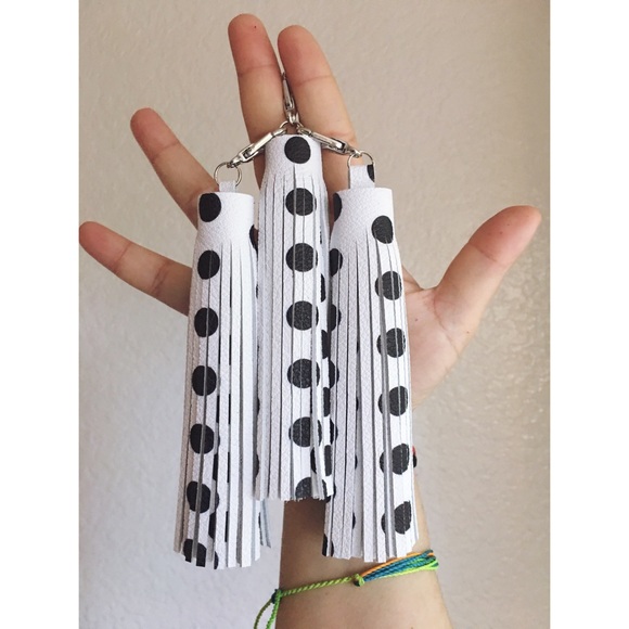 Dottie Parton Polka Dot Tassel - Picture 2 of 4