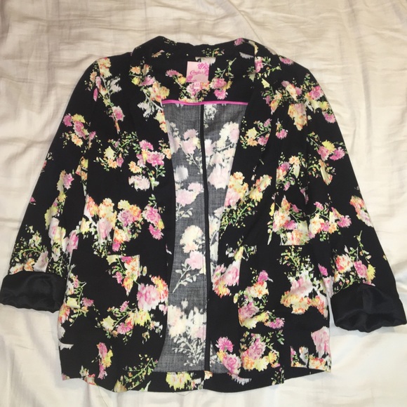 Floral Kimono Blazer