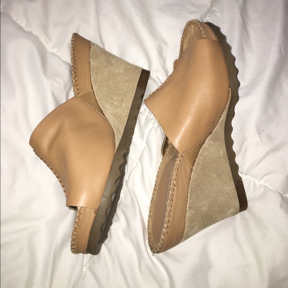 Aerosoles Birthstone Wedge