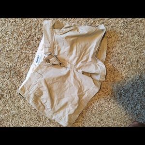 Khaki Old Navy Shorts Size 8