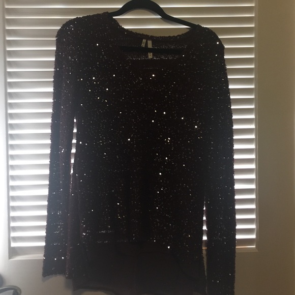 Studio Y Hi-Low sequin top