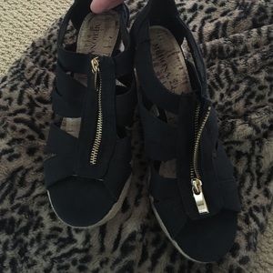 Black sandal wedges