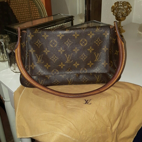 Louis Vuitton Looping Bag