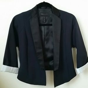 ☆SALES☆ BCBG MAXAZRIA Cropped Blazers w Tuxcollar