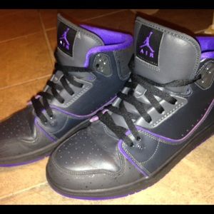 Men's size 10 Jordans
