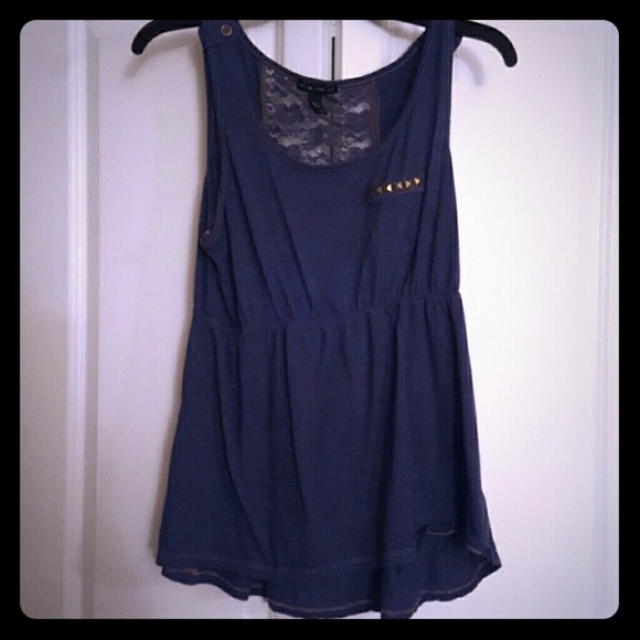 Fang laced tank top