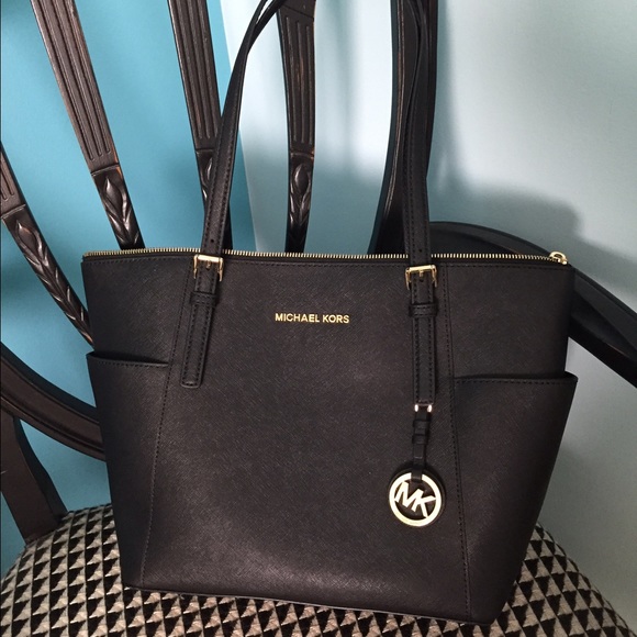 Michael Kors Jet Set Leather Tote
