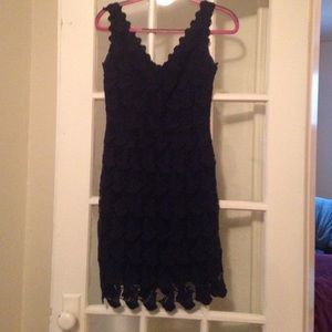 Lilly Pulitzer navy dress. Size 0. Barely worn.